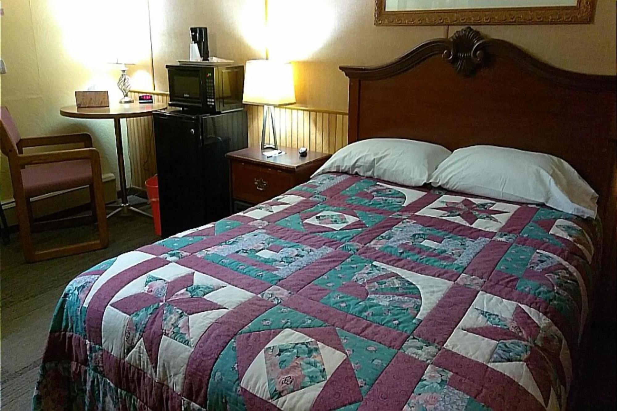 Colonial Inn Extended Stay By Oyo New Ulm Kültér fotó